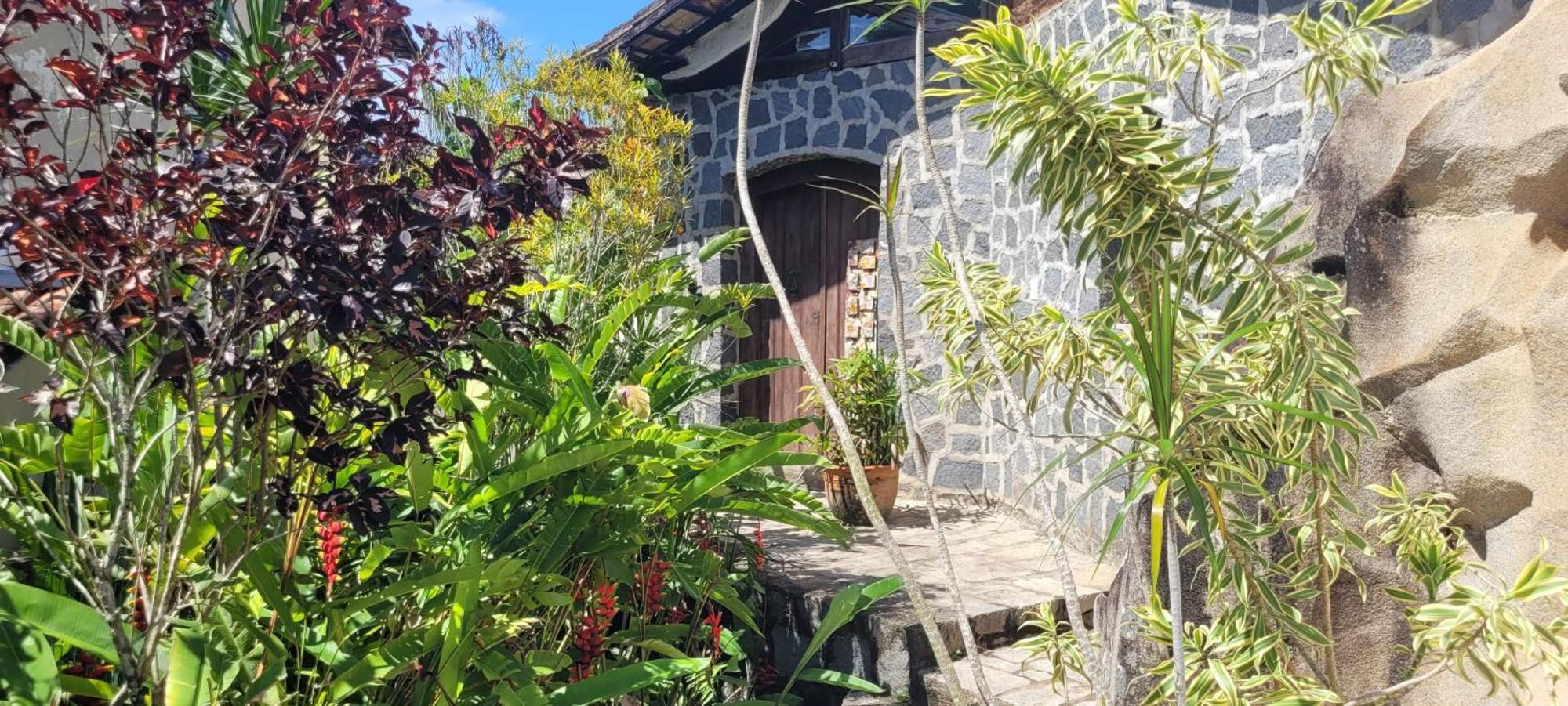 Homestay Casa Da Pedra - Ilhabela